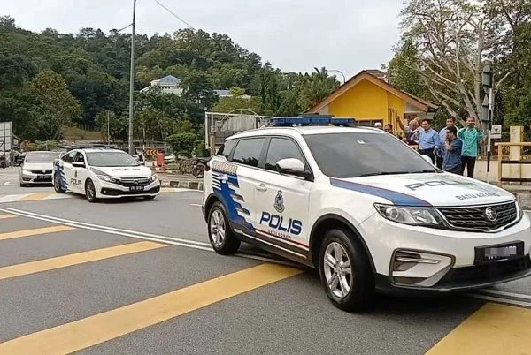 anggota polis direman