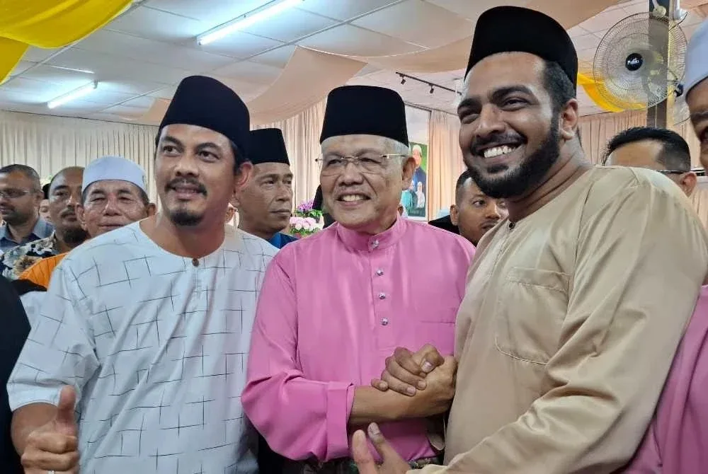 spekulasi pilihan raya awal